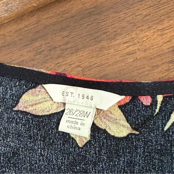 Cato 26/28W Black Floral Cold Shoulder Lace Detail Top Plus Size Boho Chic - Picture 6 of 9